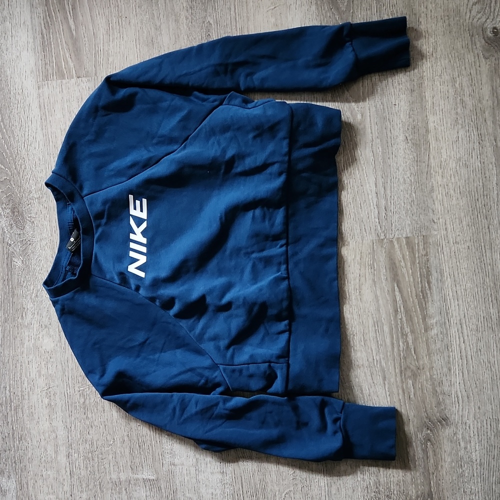 Nike cropped crewneck